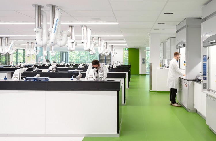 Conestoga College Cowan Centre for Medical Sciences & Biotechnology