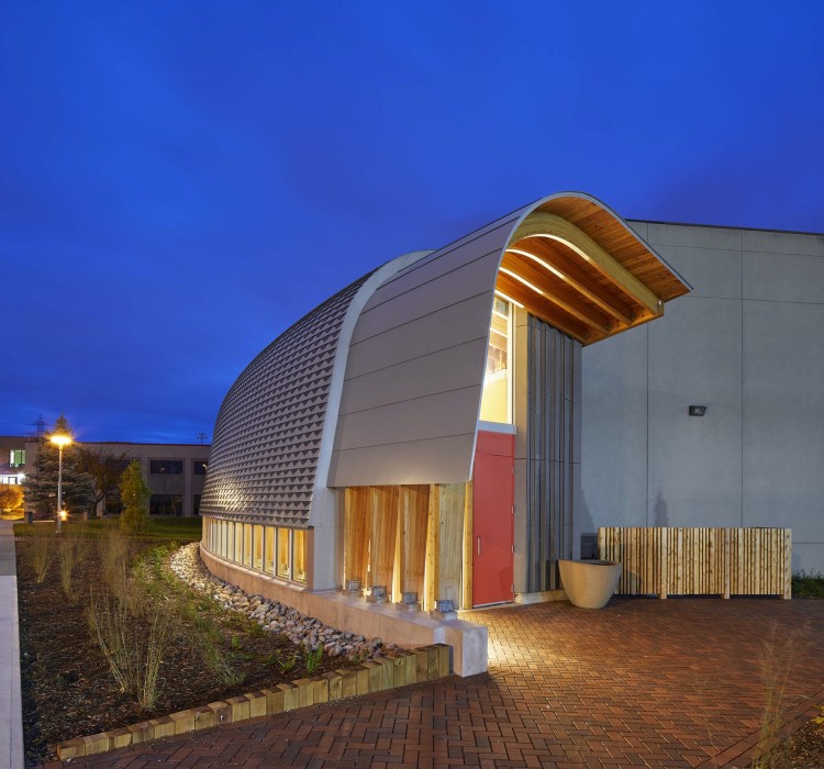 Seneca Polytechnic Odeyto Indigenous Centre