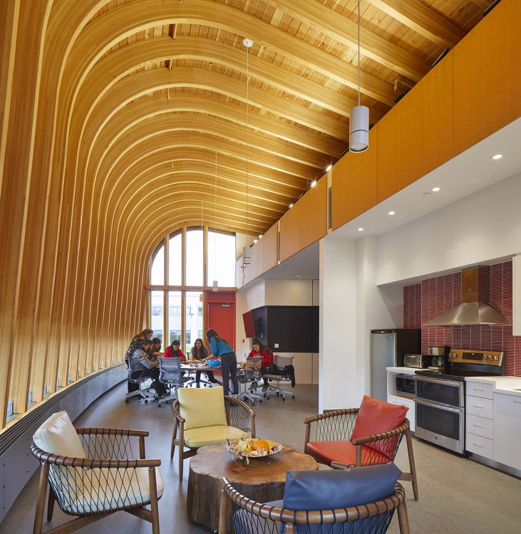 Seneca Polytechnic Odeyto Indigenous Centre