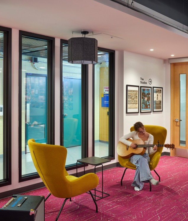 Toronto Metropolitan University Professional Music Lounge